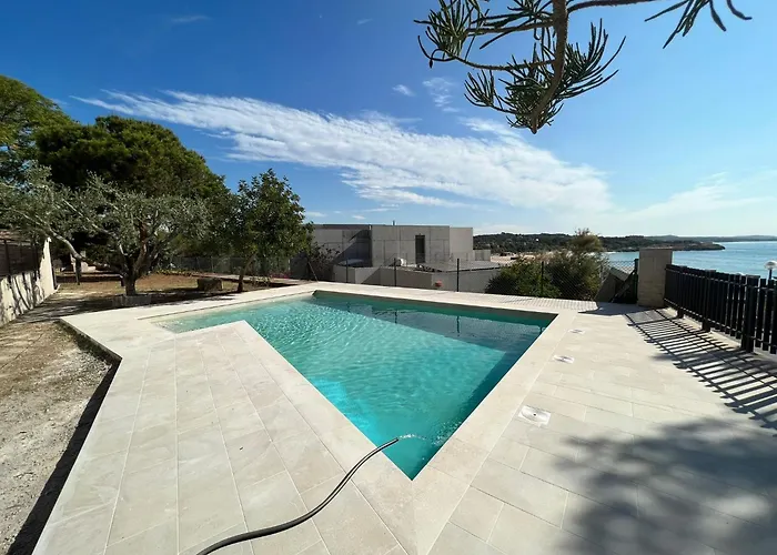 Tarracohomes, Th142 Villa Vista Alegre